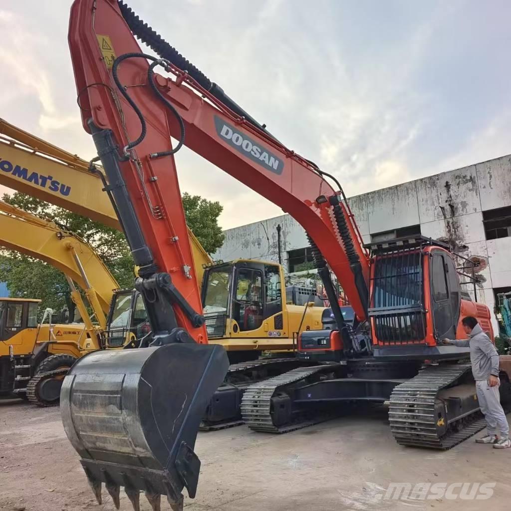 Doosan DX 300 LC Escavatori cingolati