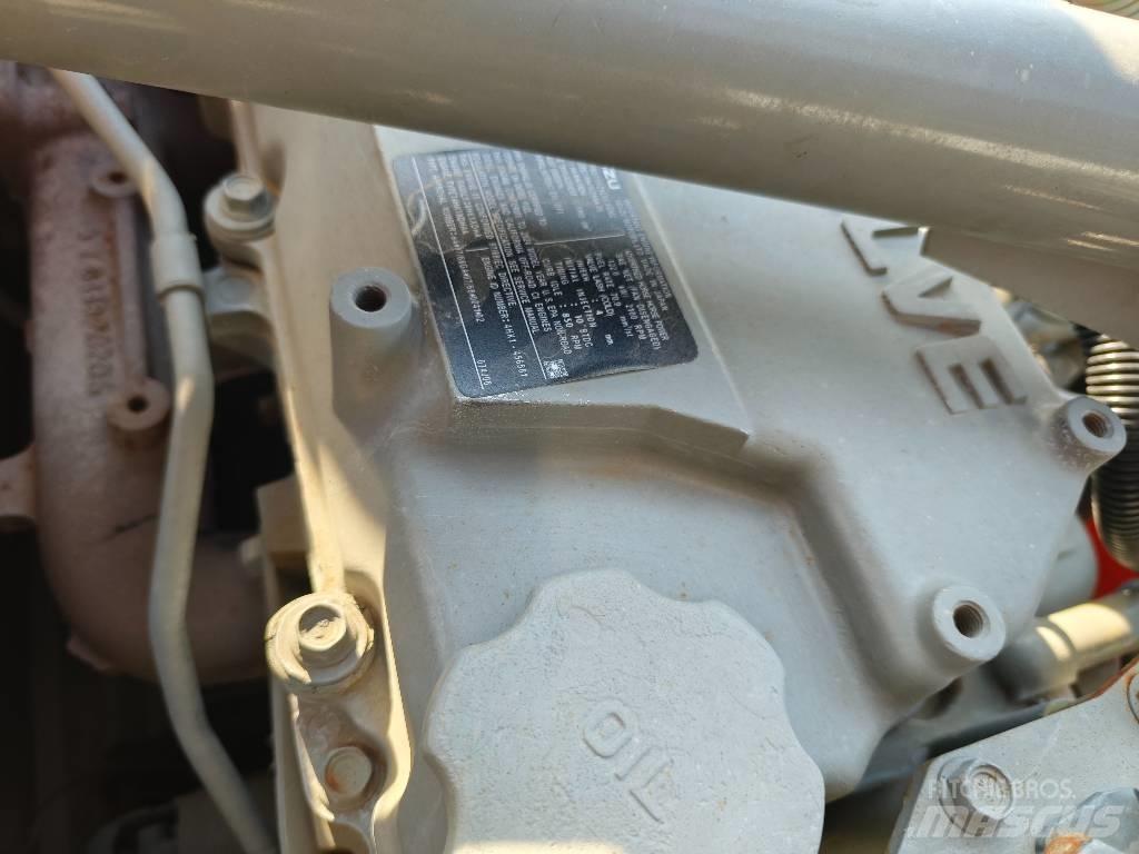 Hitachi ZX 200 Escavatori cingolati