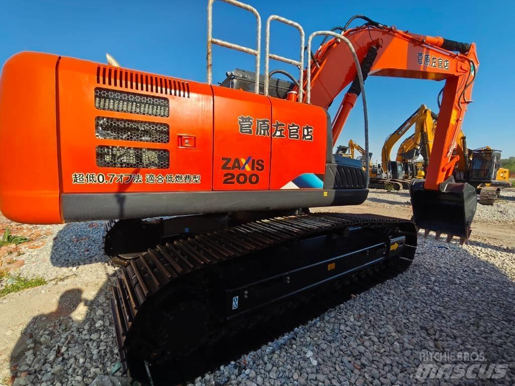 Hitachi ZX 200 Escavatori cingolati
