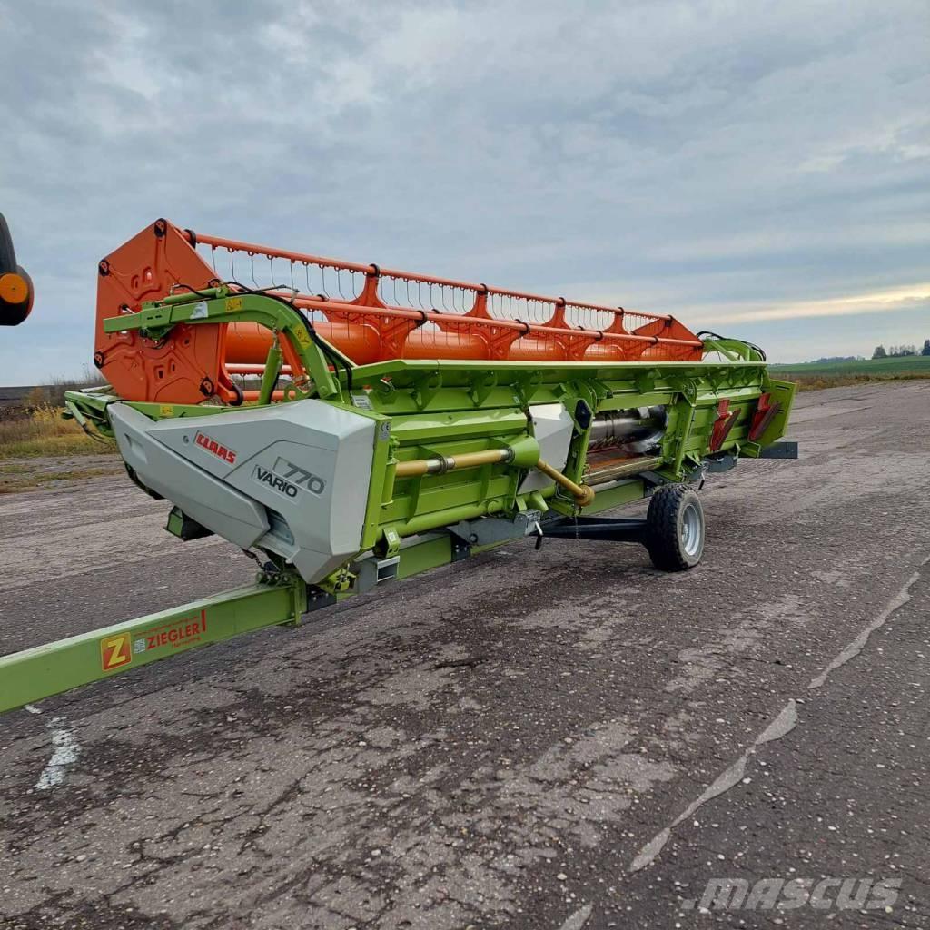 CLAAS Lexion 670 Mietitrebbiatrici