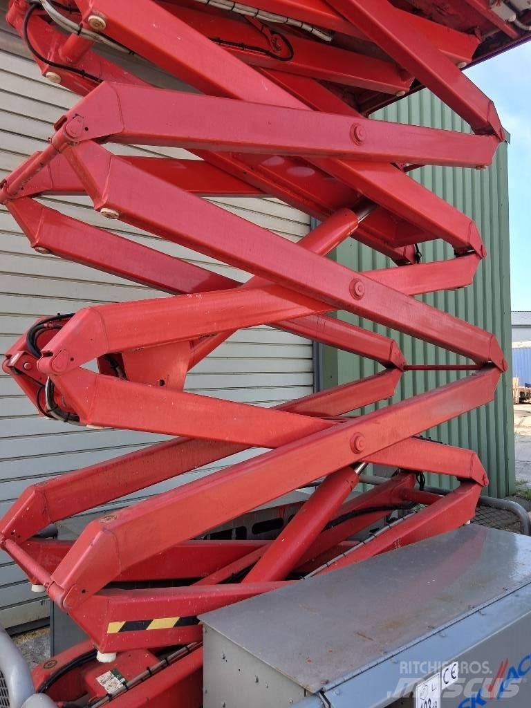 SkyJack SJ 6832 RT Piattaforme a pantografo