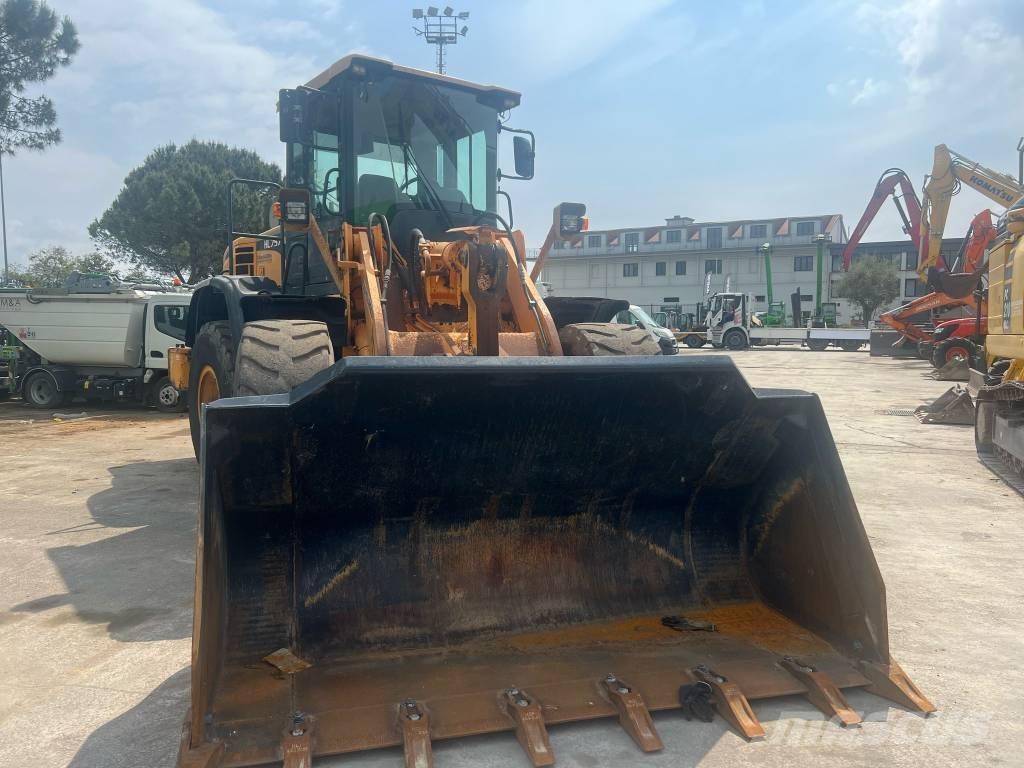 Hyundai HL 757-9 A Pale gommate