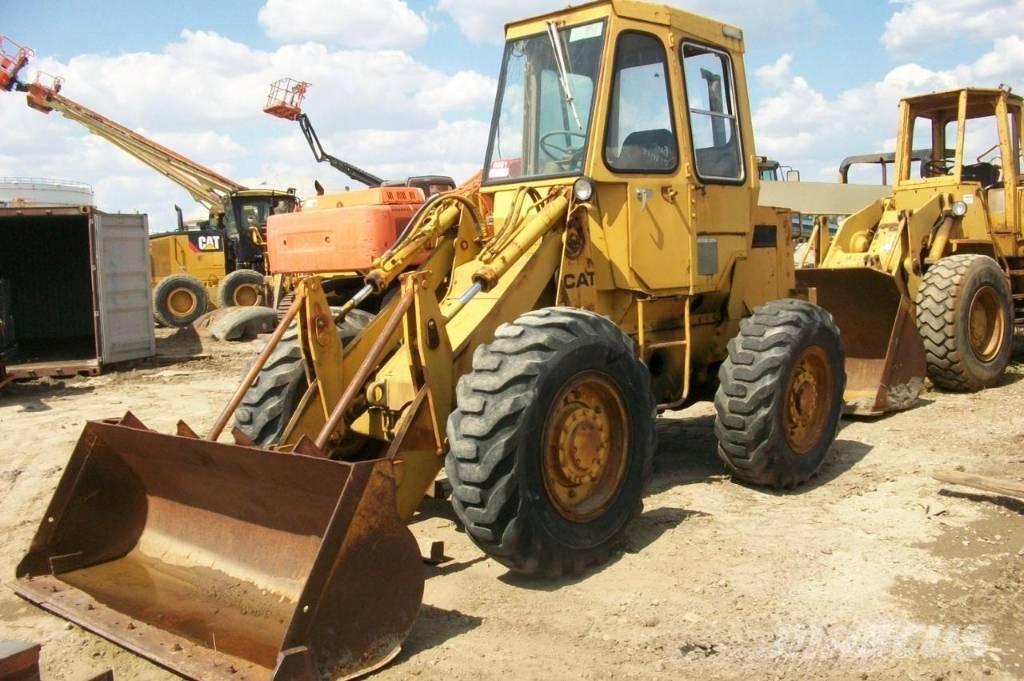 CAT 910 Pale gommate