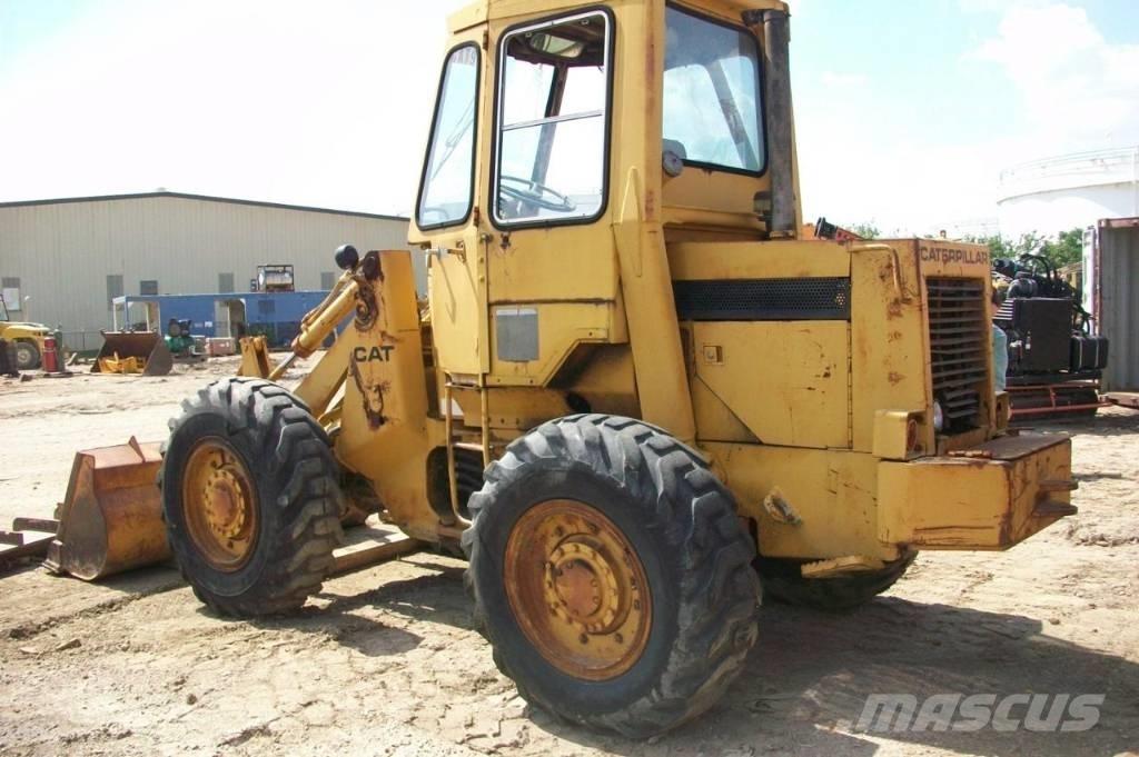 CAT 910 Pale gommate