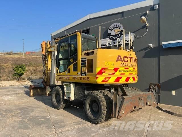 Komatsu PW 148 Escavatori gommati