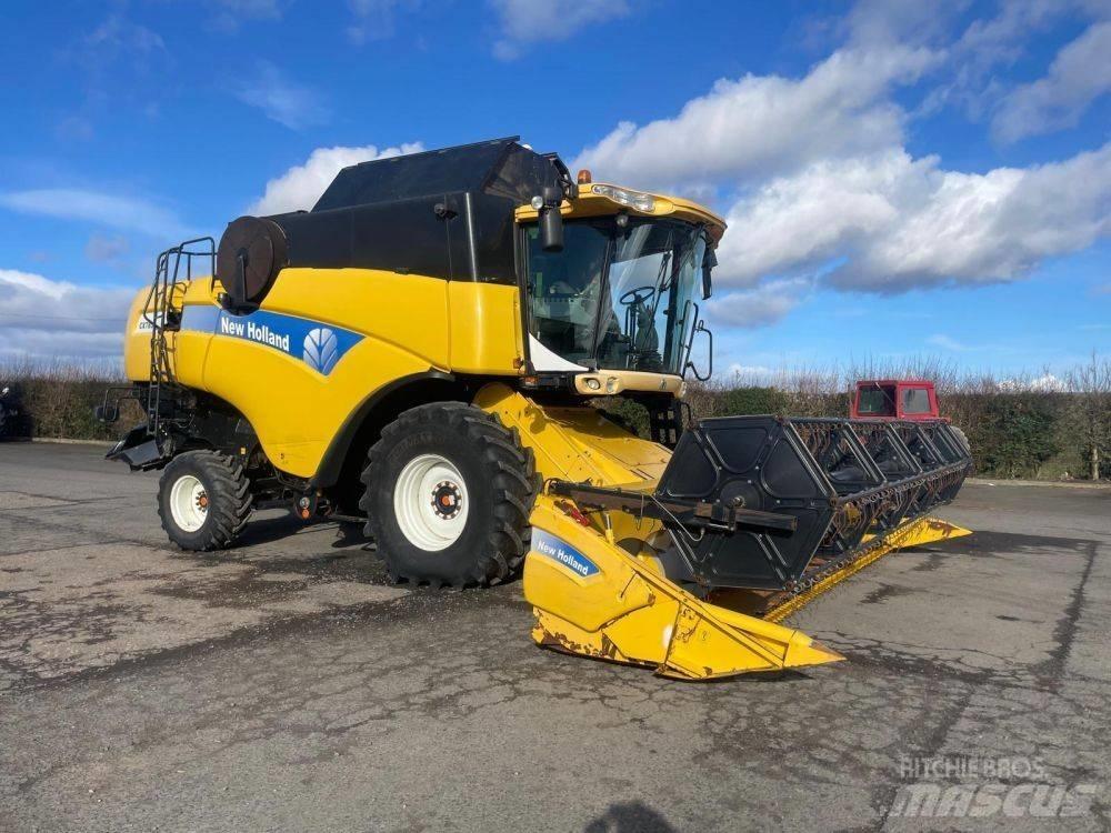 New Holland CX 780 Mietitrebbiatrici