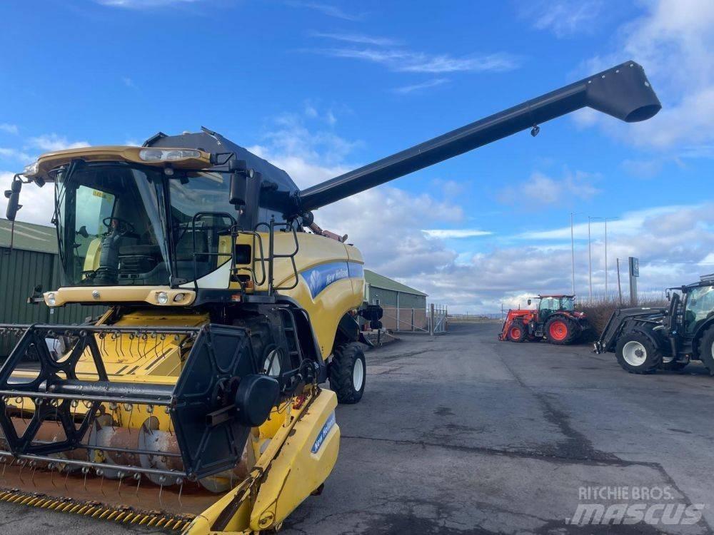 New Holland CX 780 Mietitrebbiatrici