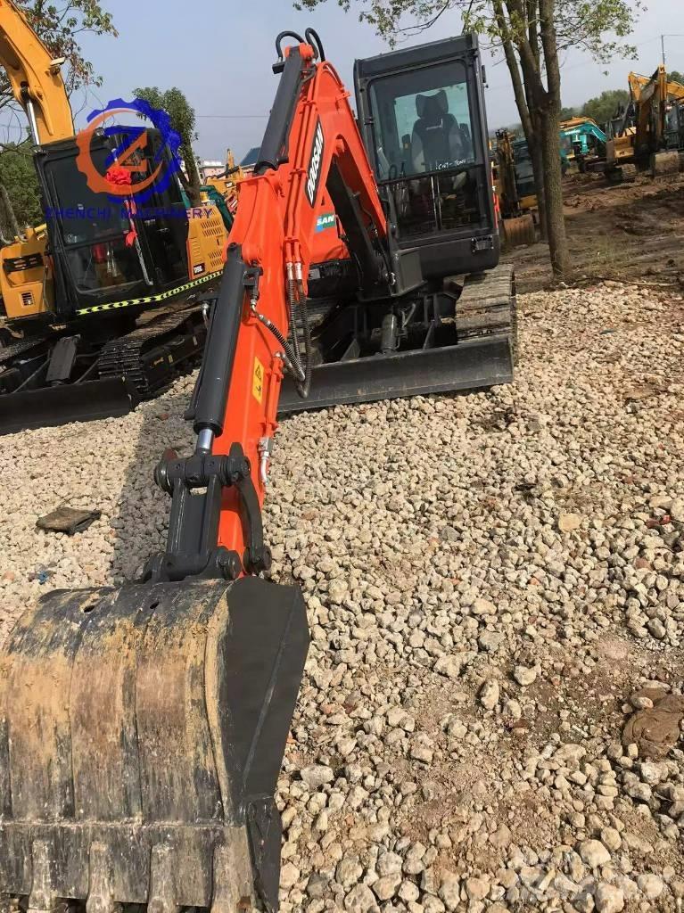Doosan DX 60 Miniescavatori