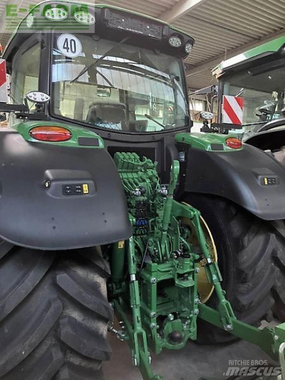 John Deere 6r 215 Trattori