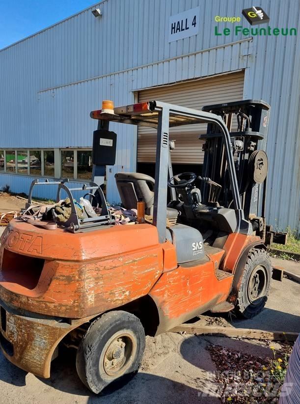 Toyota 02-7 FG A 50 Carrelli elevatori GPL