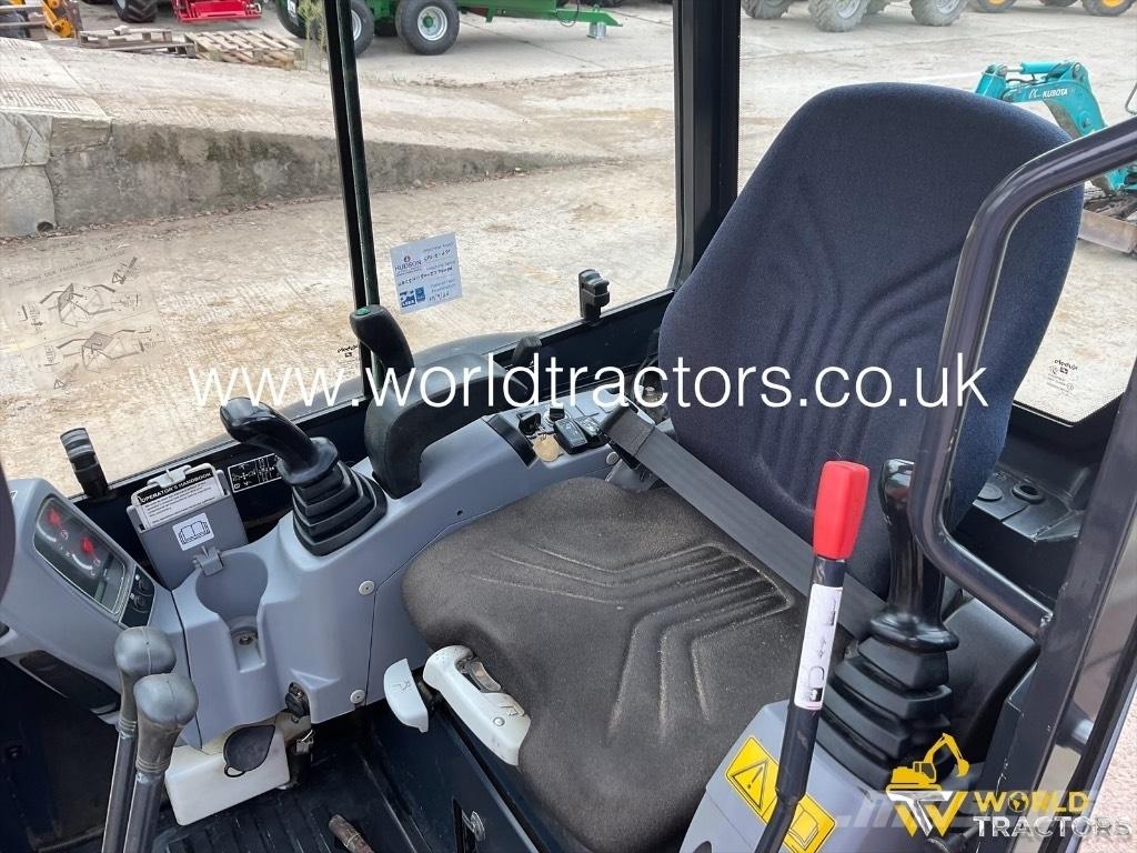 Kubota U 27-4 Miniescavatori
