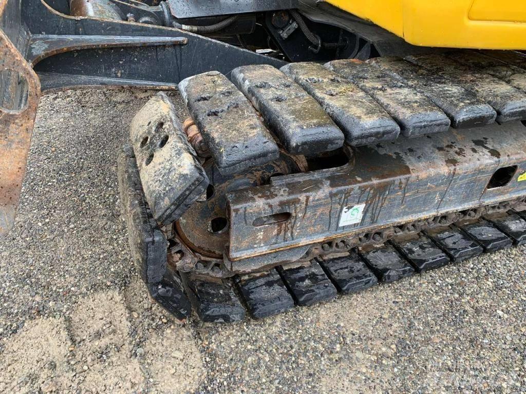 Komatsu PC88MR-8 Escavatori cingolati