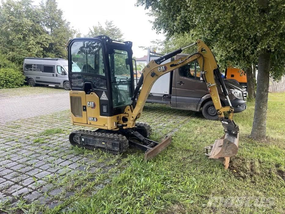 CAT 301.6 Miniescavatori