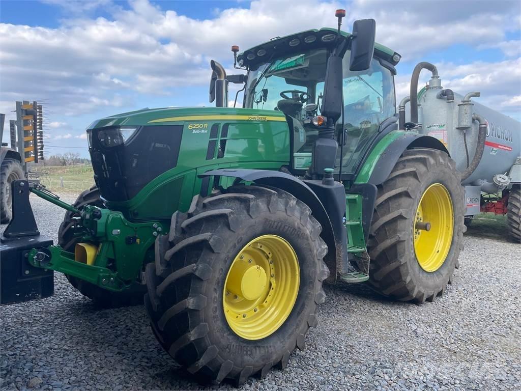 John Deere 6250R Trattori