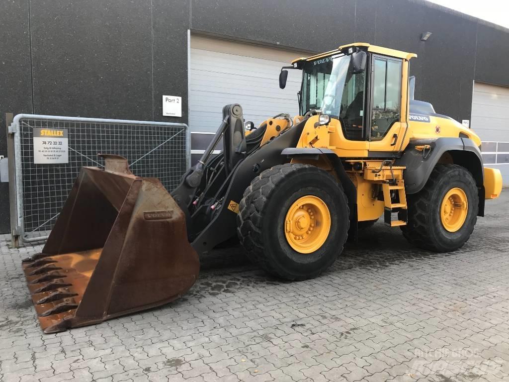 Volvo L120H Pale gommate