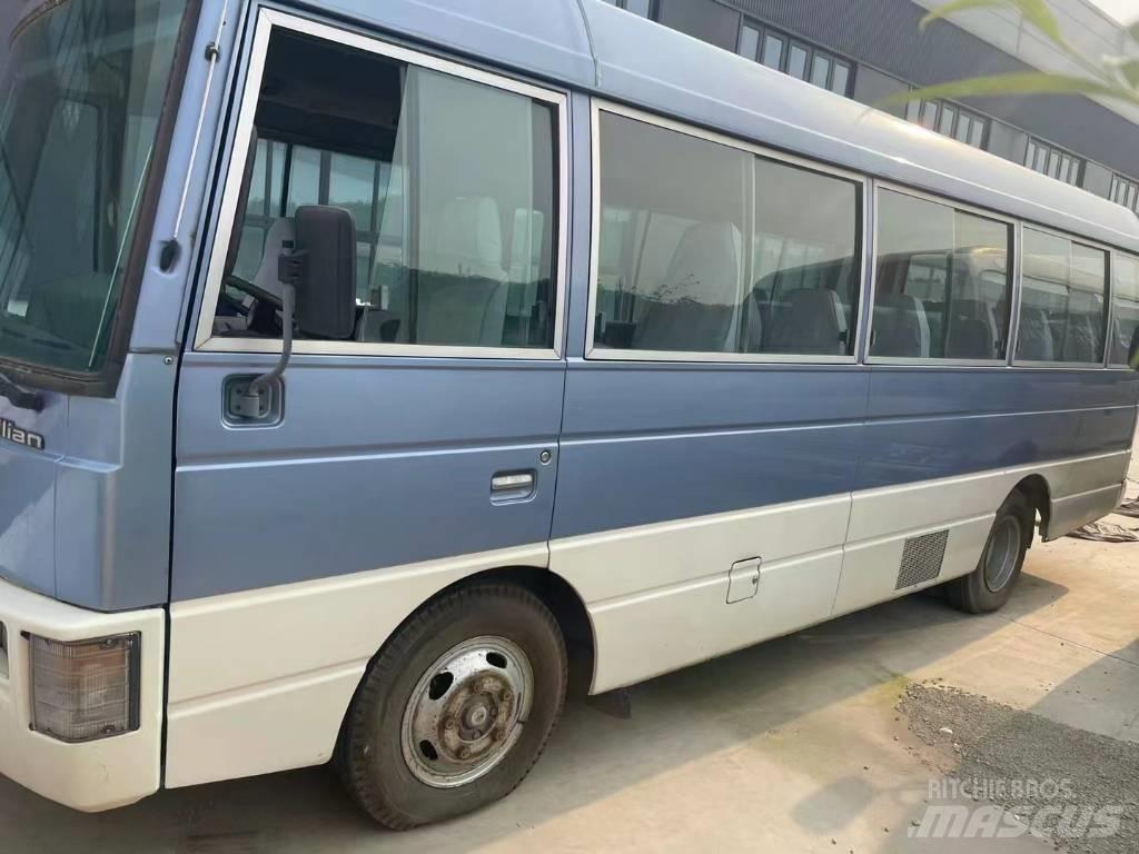 Nissan Civilian Autobus interurbani