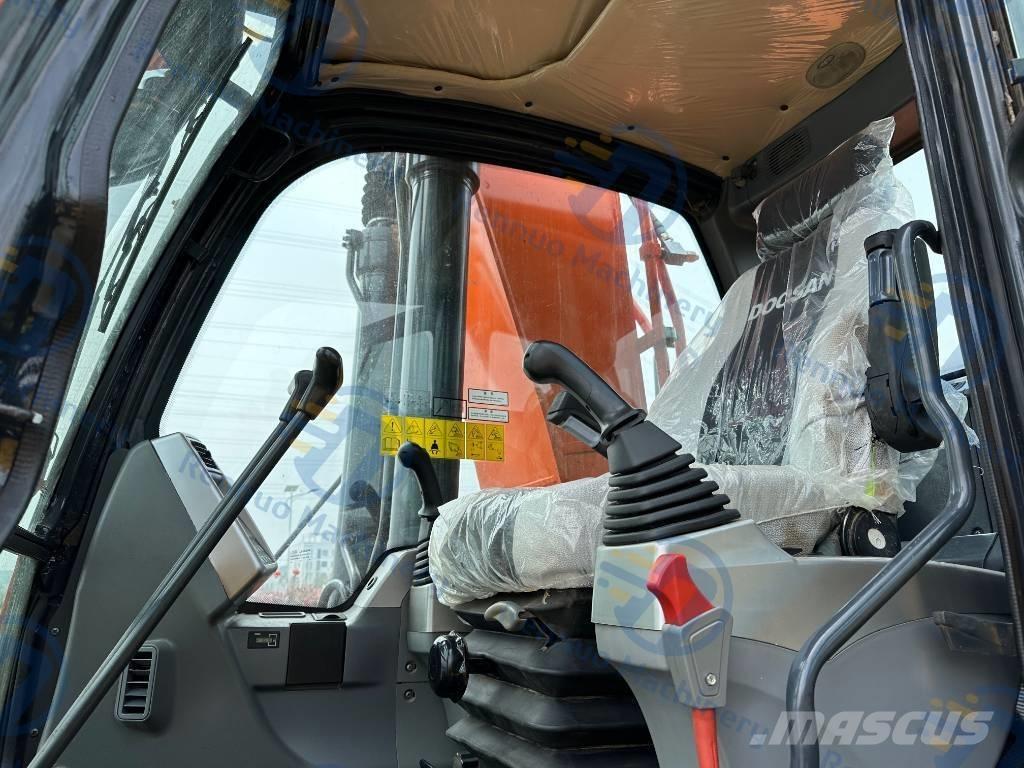 Doosan DX 300LC-9C Escavatori cingolati