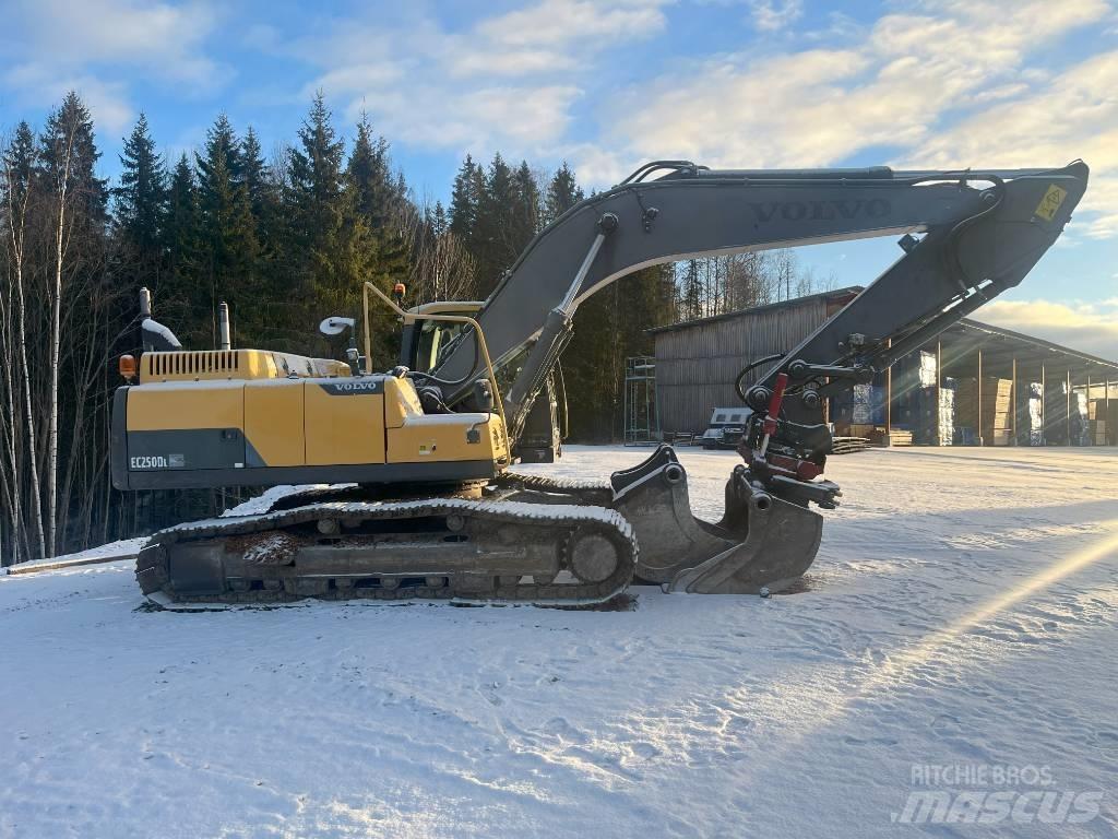 Volvo EC 250 D L Escavatori cingolati