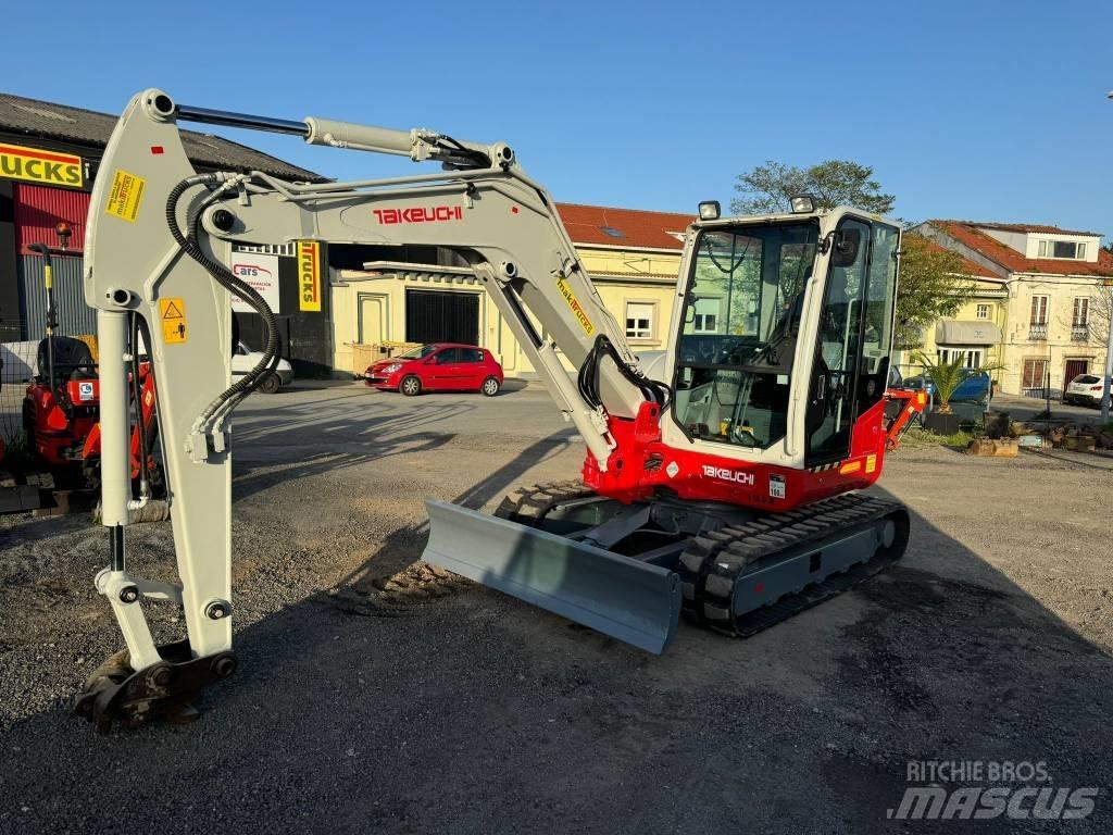 Takeuchi TB 260 Miniescavatori