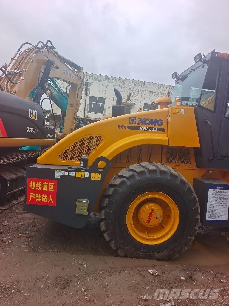 XCMG XS223J Rulli monotamburo