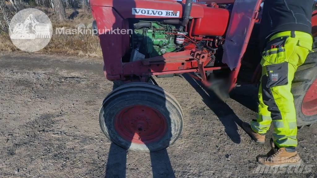 Volvo BM 320 Trattori