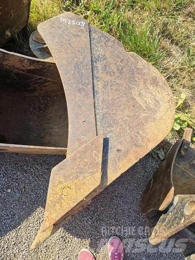 Terex TLB840PS Benne