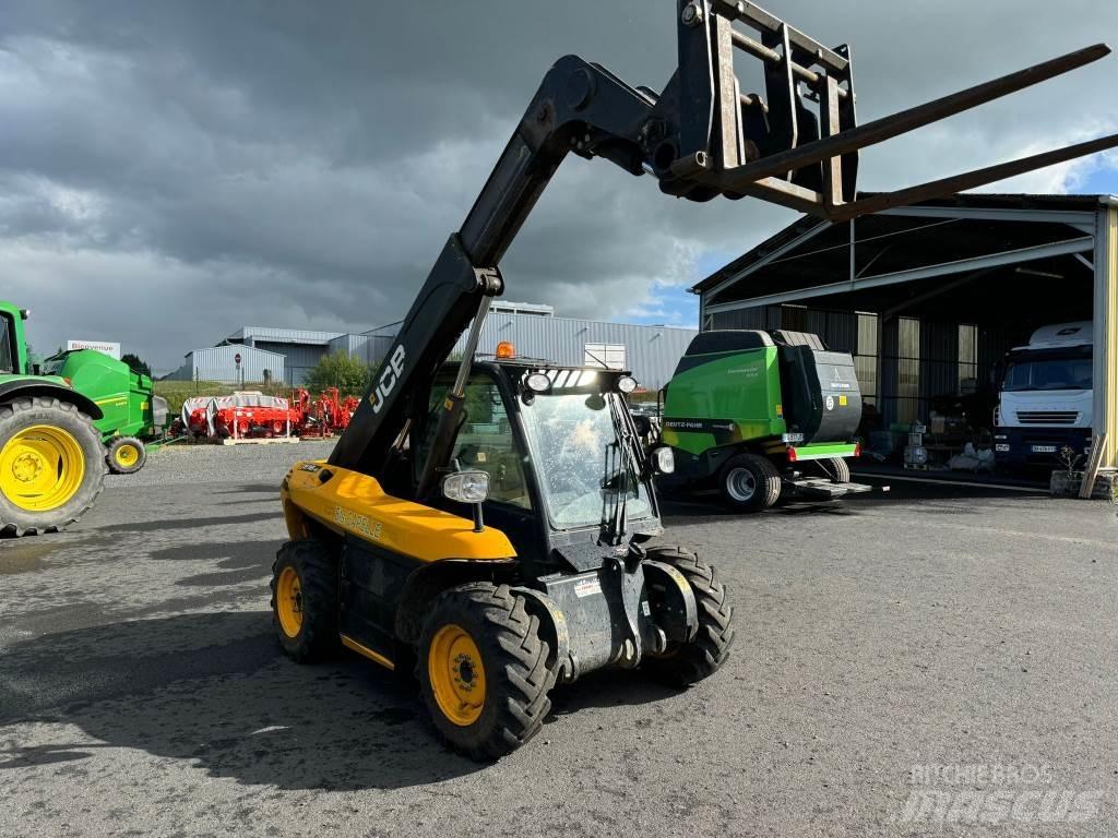 JCB 516 40 COMPACT Sollevatori telescopici per agricoltura