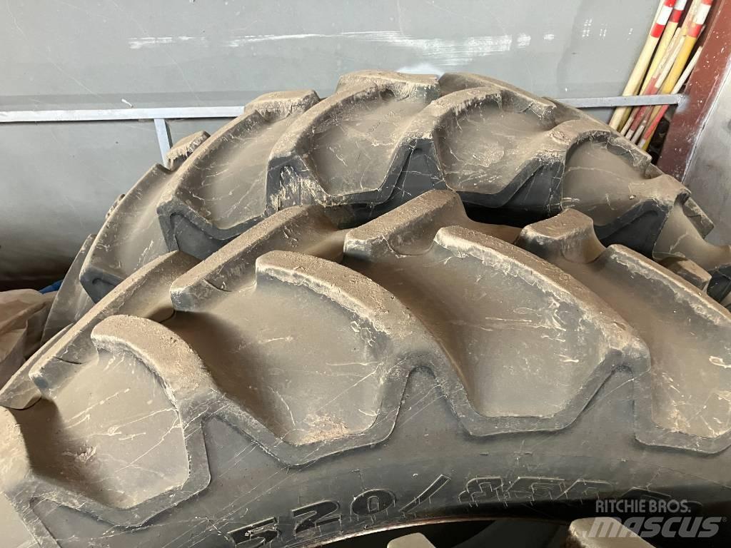  Ukent 520/85R50 Pneumatici, ruote e cerchioni