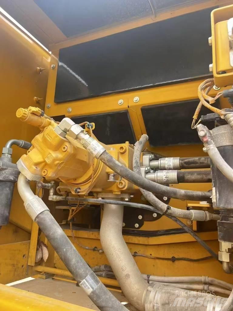 CAT 336GC Escavatori cingolati