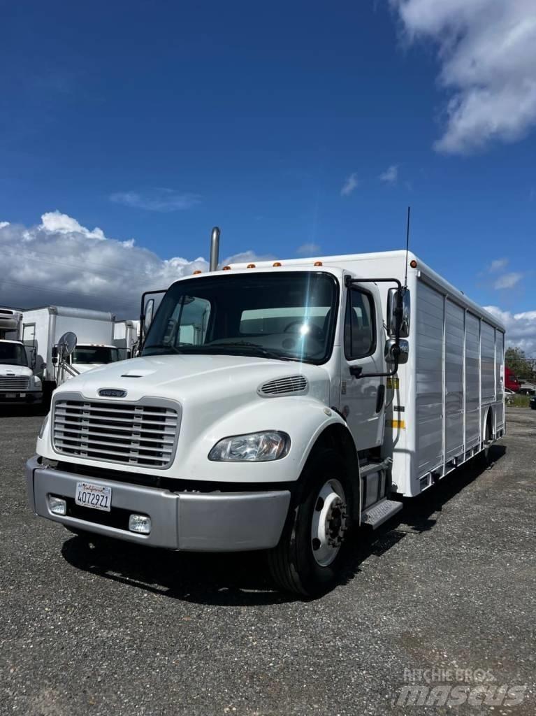 Freightliner M2 106 Camion per la consegna bevande