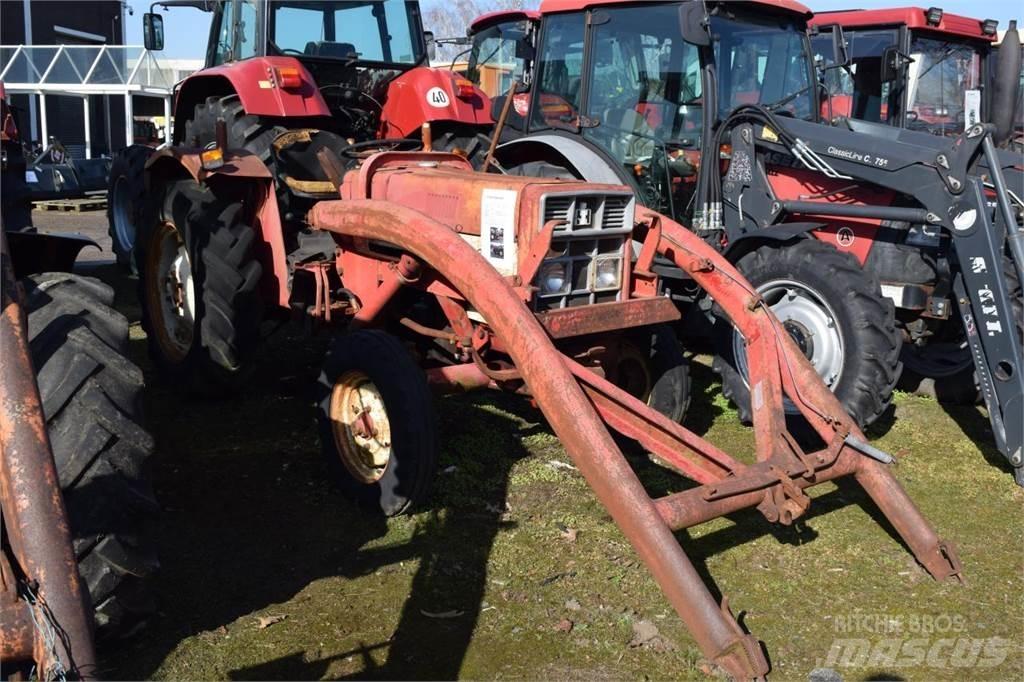 Case IH 383 Trattori