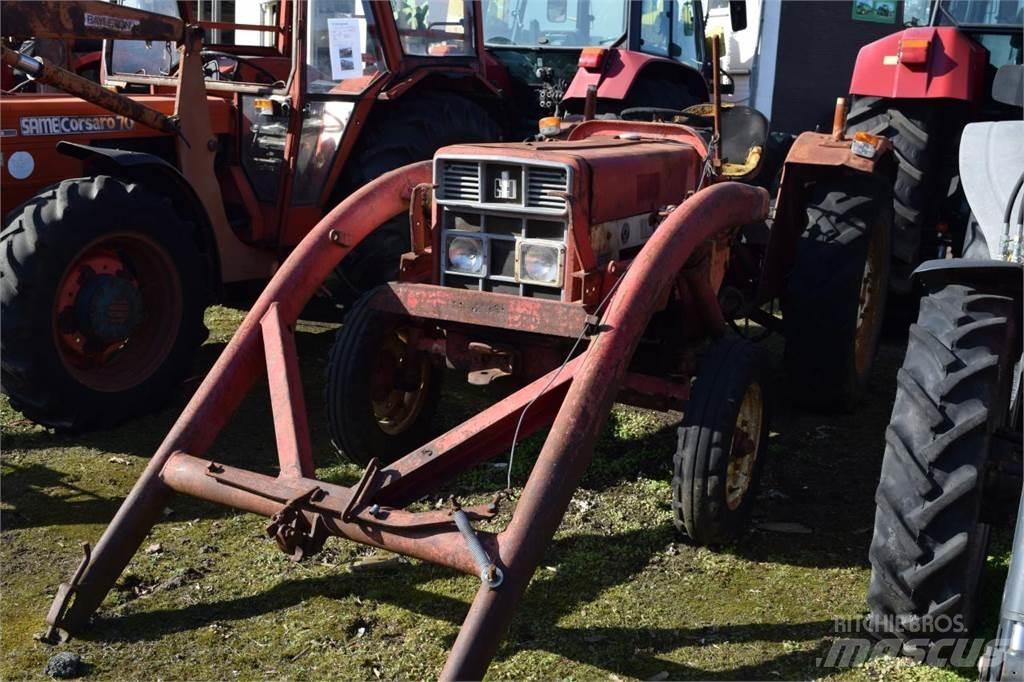 Case IH 383 Trattori