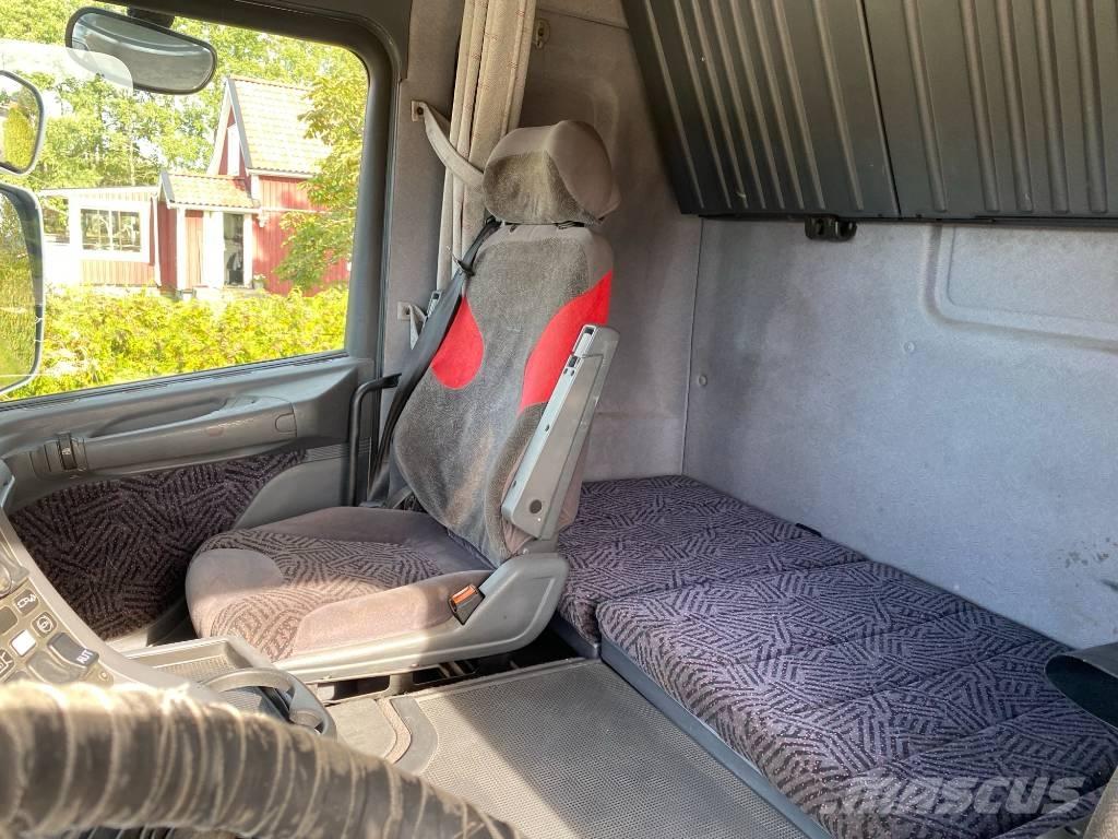 Scania R 144 Camion con gancio di sollevamento