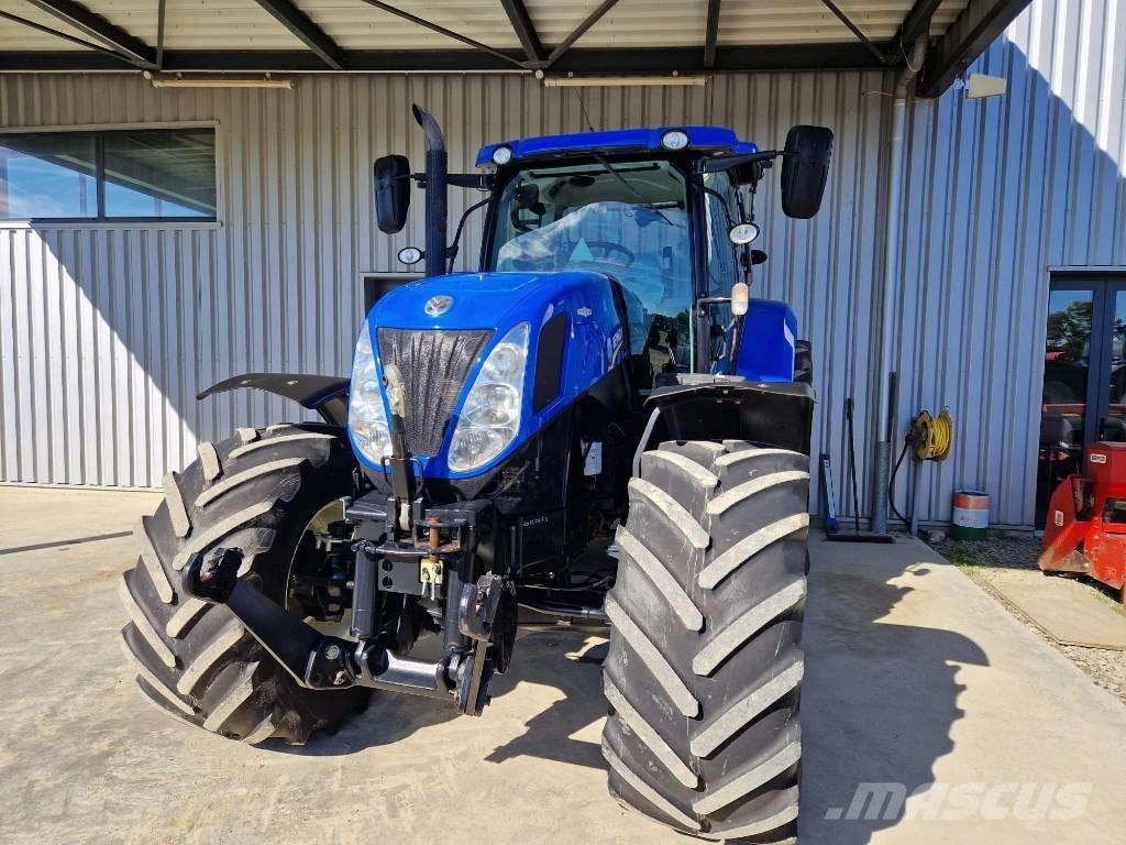New Holland T 7.235 Trattori