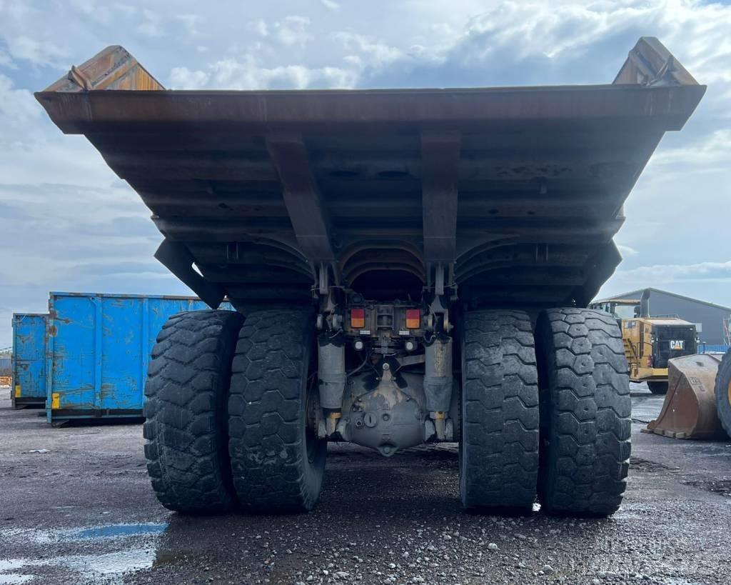 CAT 775 G Dumper a telaio rigido