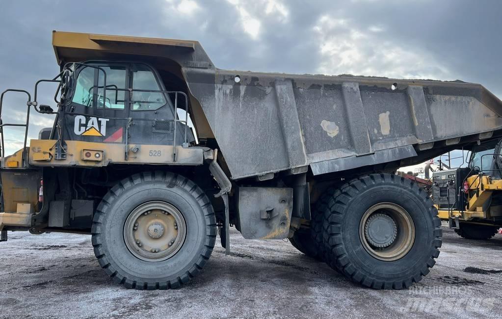 CAT 775 G Dumper a telaio rigido