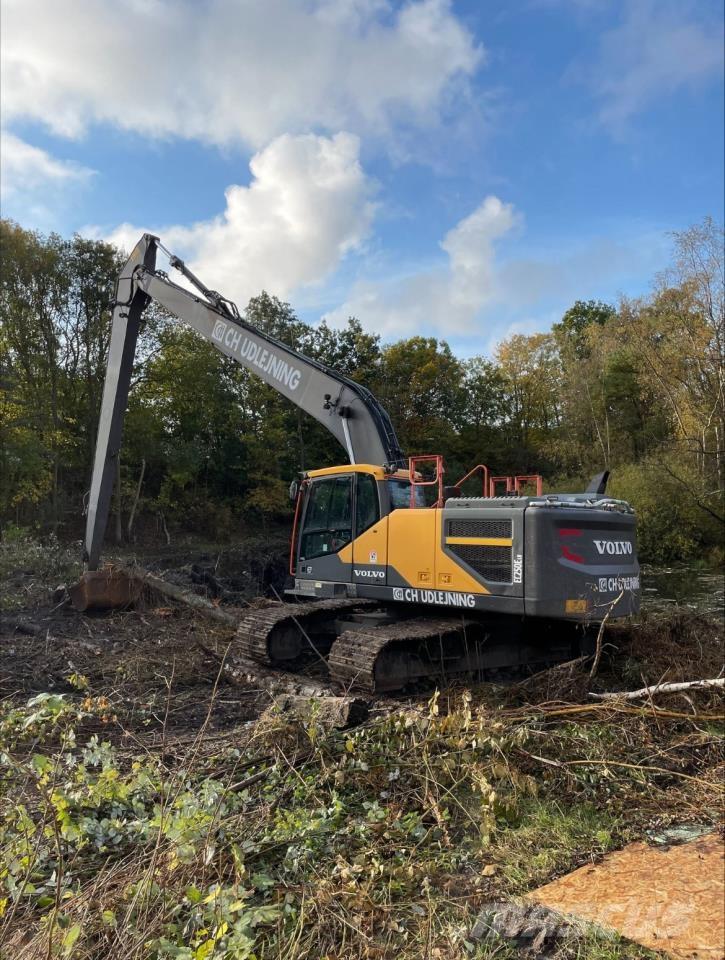 Volvo 250E LR Escavatori cingolati