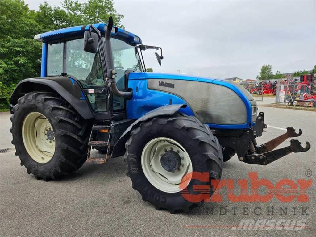 Valtra T 140 Trattori