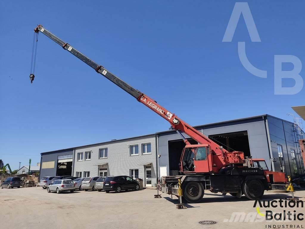 Liebherr LTM 1025 Gru per tutti i terreni
