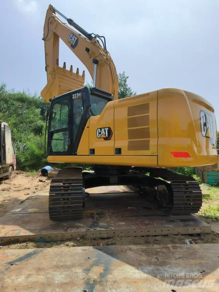 CAT 323 GC Escavatori cingolati