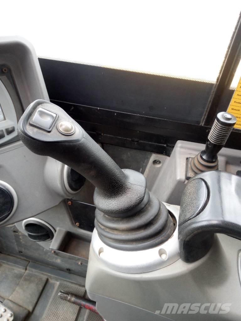 JCB 86 C-1 Escavatori medi 7t - 12t