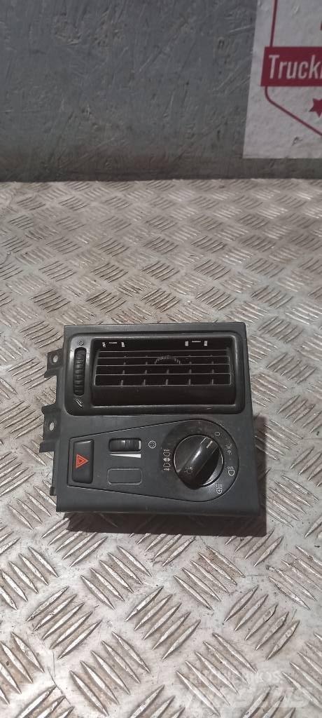 Volvo FH 12    20953569 Cabine e interni