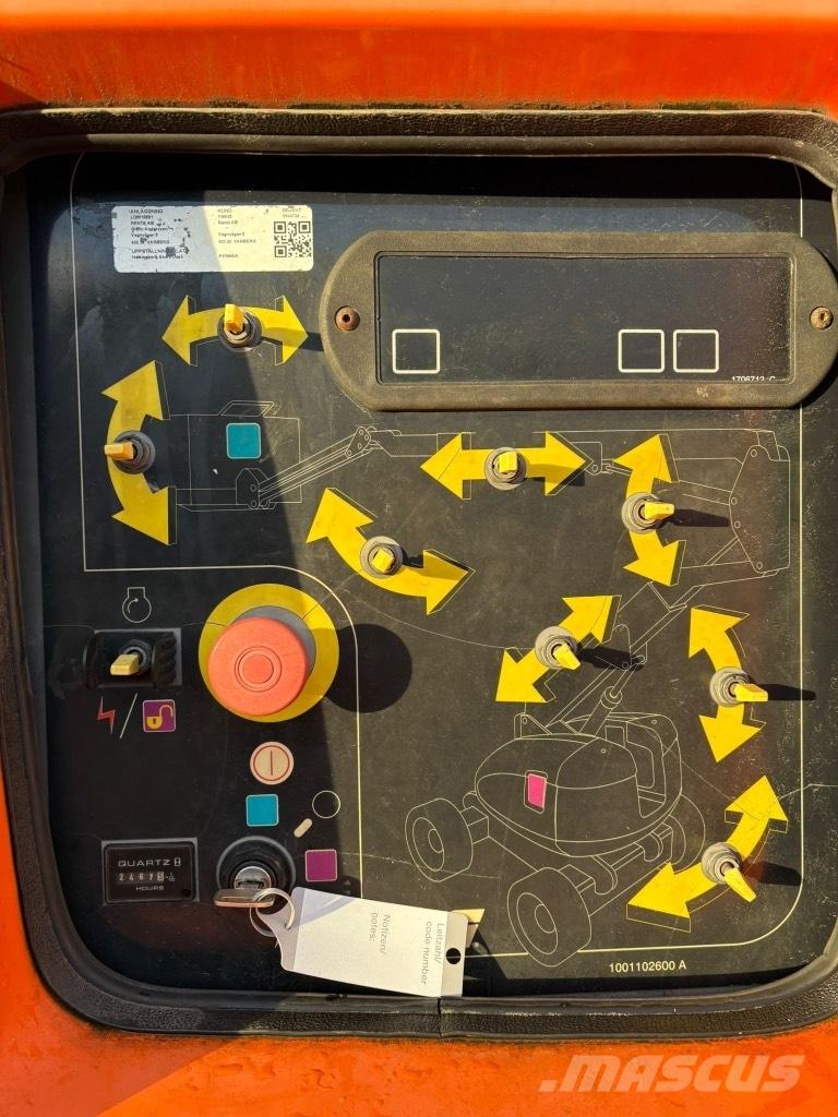 JLG 800 AJ Piattaforme a braccio articolato