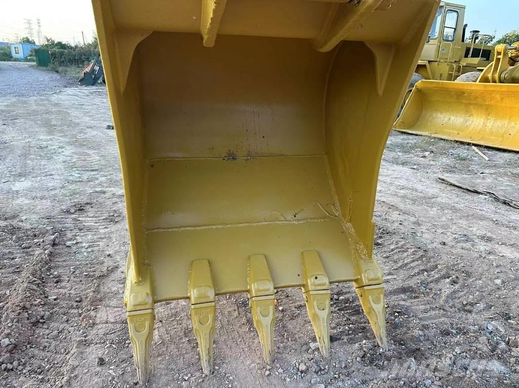 CAT 330D2L Escavatori cingolati