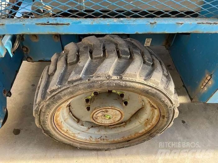 Genie GS4390RT Piattaforme a pantografo