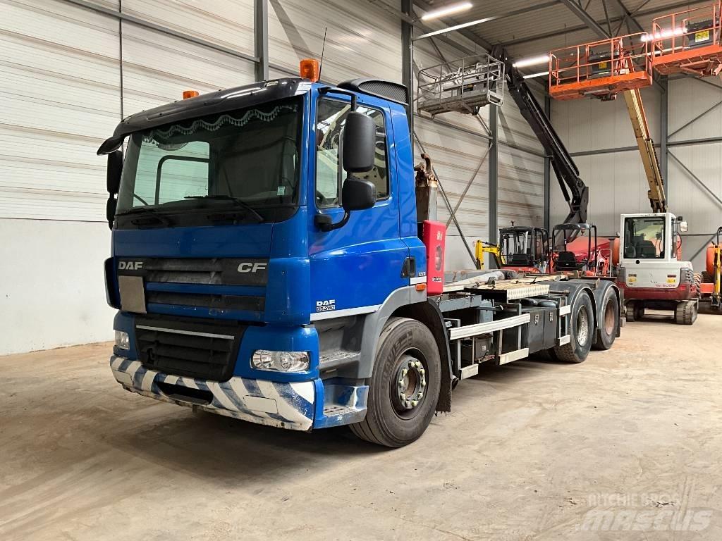 DAF CF 85.360 Camion con gancio di sollevamento