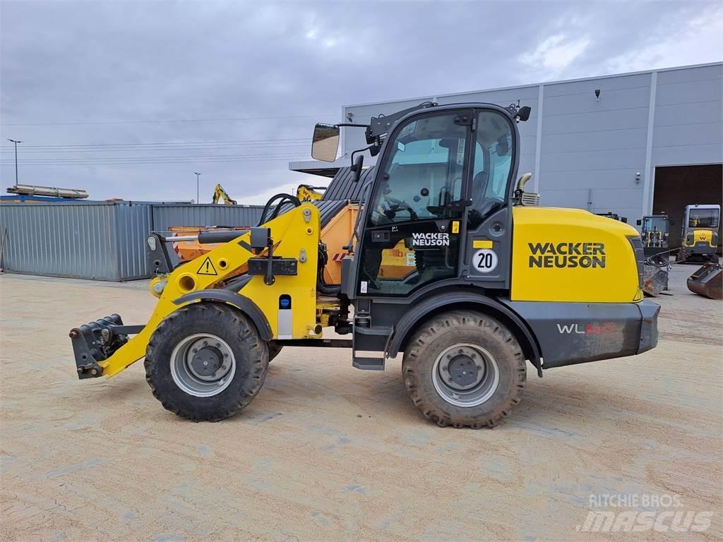 Wacker Neuson WL60 Pale gommate