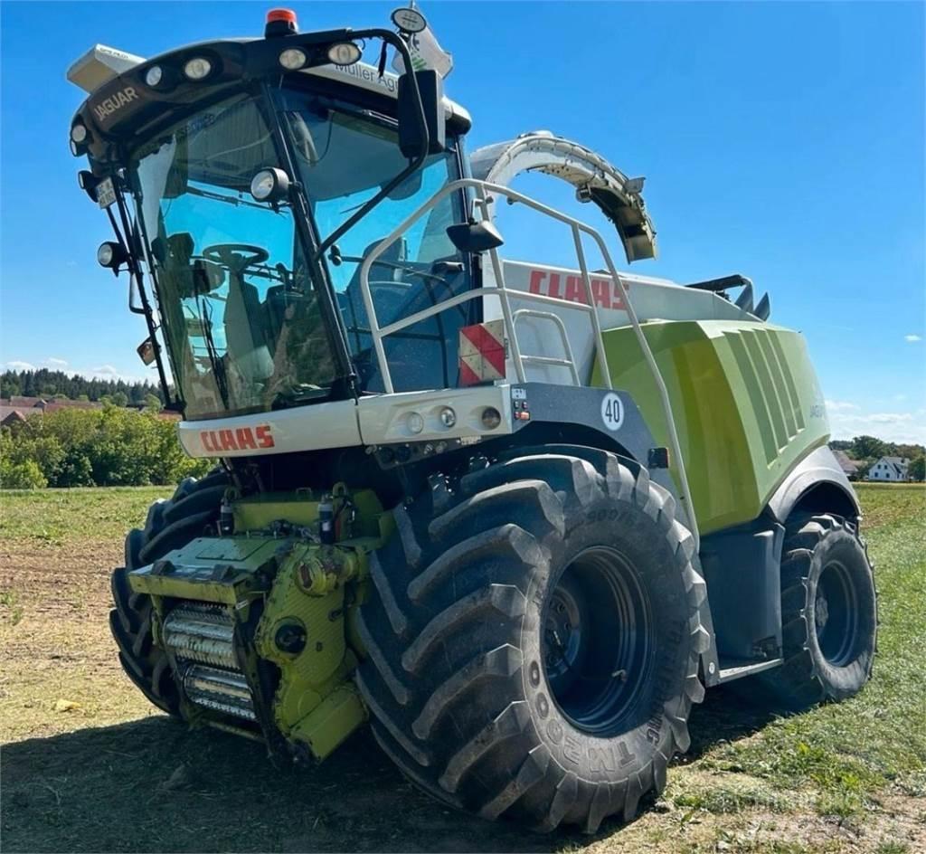CLAAS Jaguar 980 Trince semoventi