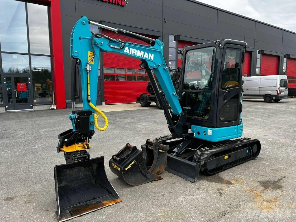 Airman AX 26 U-7 Miniescavatori