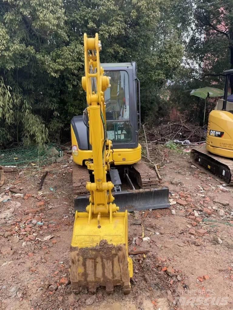 Komatsu PC 30 Miniescavatori